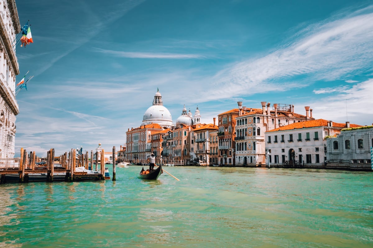 venice italy tourist gondola trip on grand canal